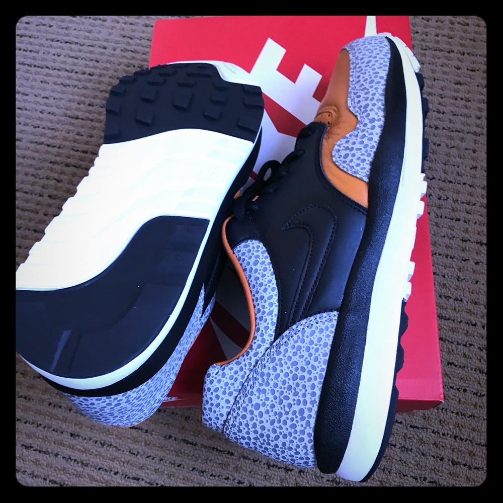 Nike Air Safari OS size 11 DS